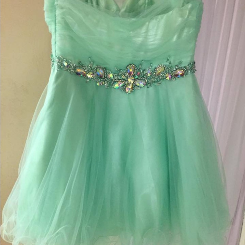 PROM DRESS - Picture 3 of 3